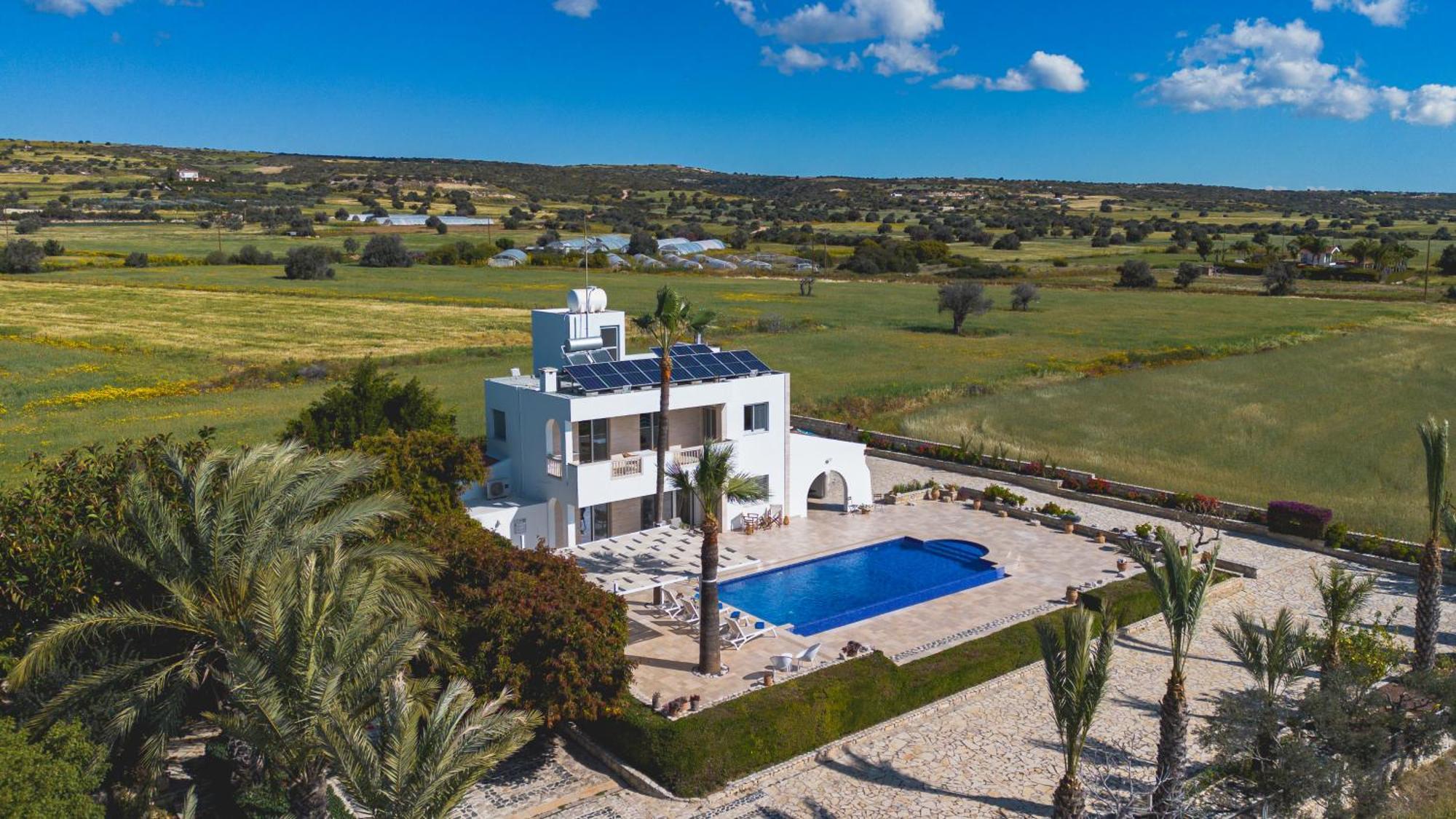 Villa Chrysta Agios Theodoros Luaran gambar