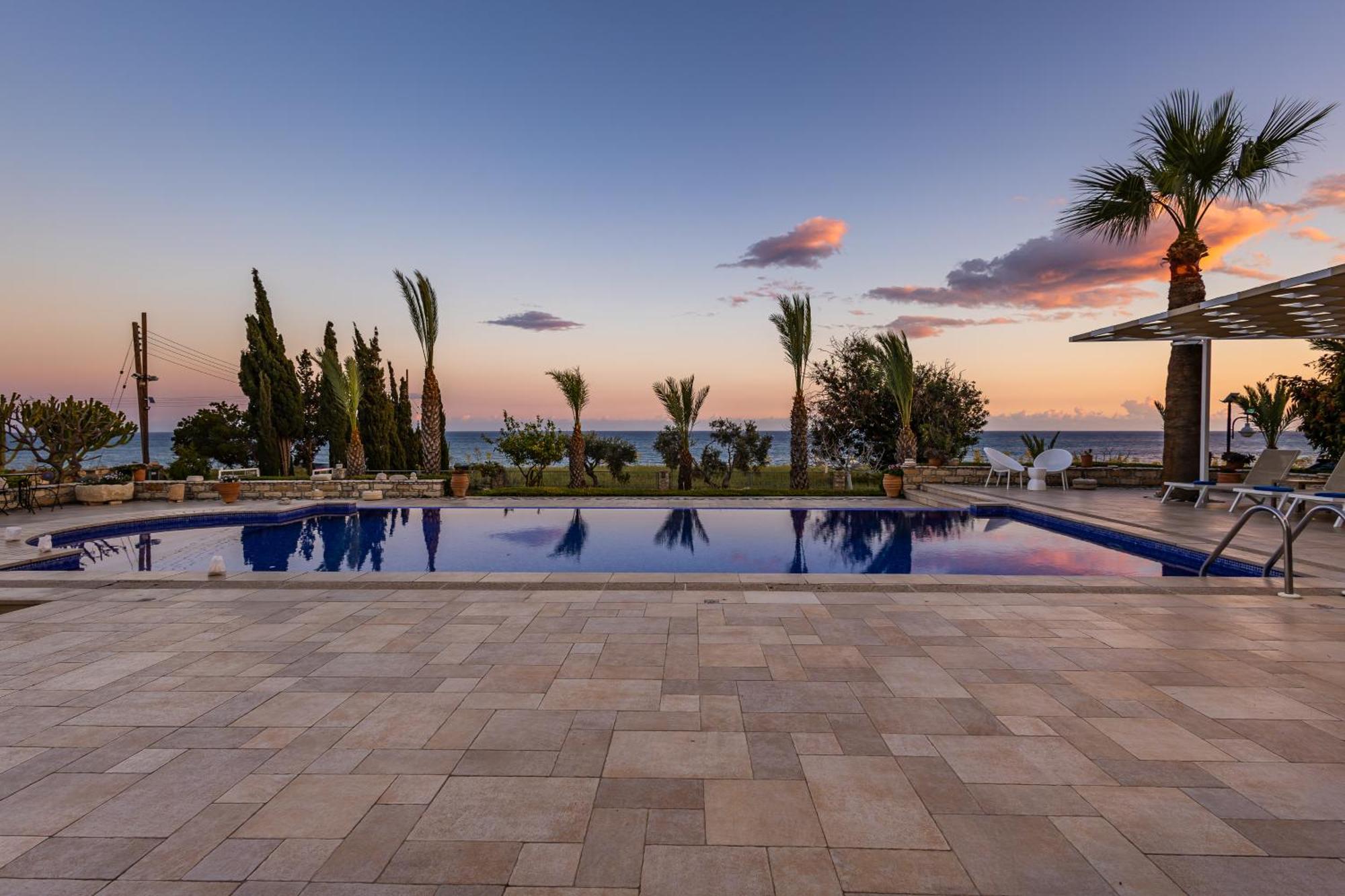 Villa Chrysta Agios Theodoros Luaran gambar