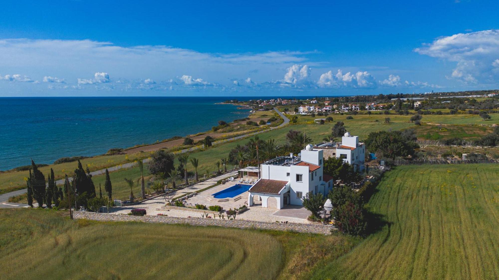 Villa Chrysta Agios Theodoros Luaran gambar